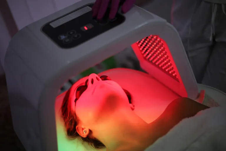 What to Expect from Light Therapy at MindStream